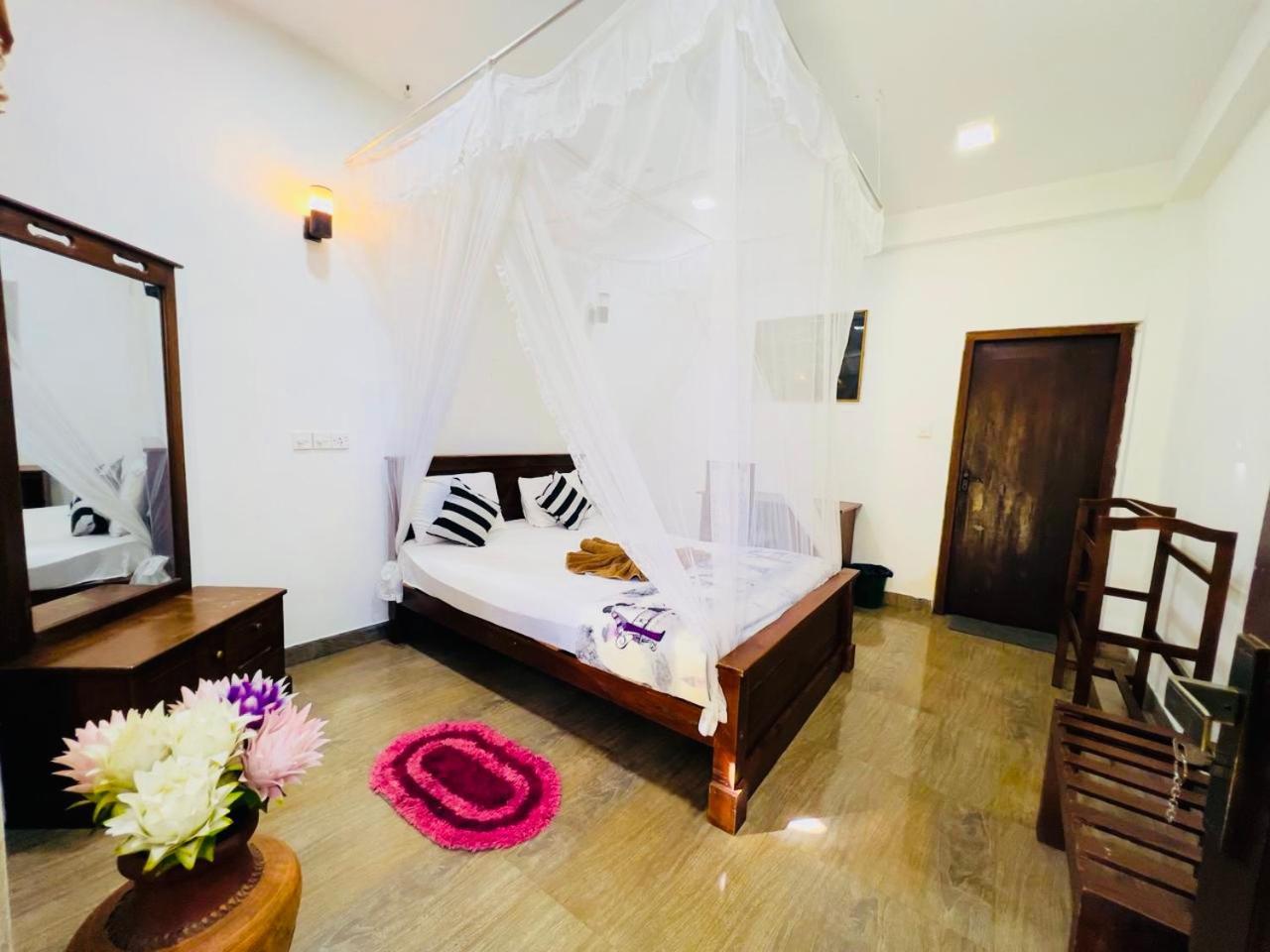 Citadel Of Dreams Ella Apartment Luaran gambar